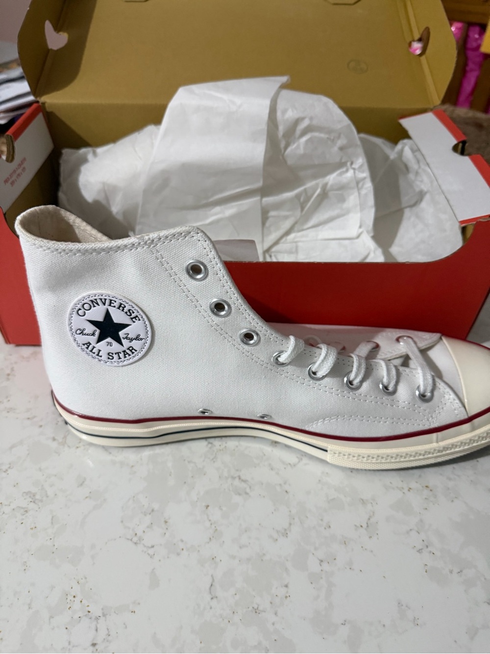 Converse White High Top Sneakers with Red Stripe Mens 11 new in box